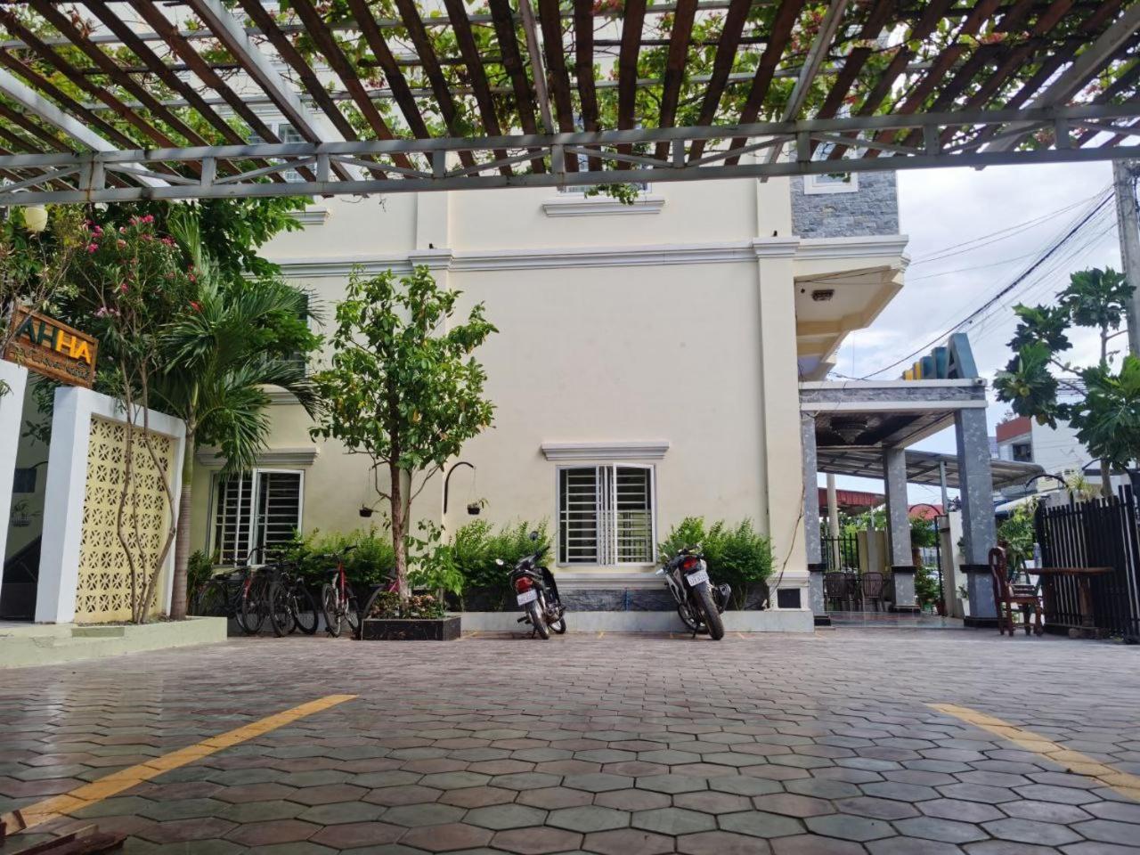 Ahha Boutique Kampot Hotel Exterior foto